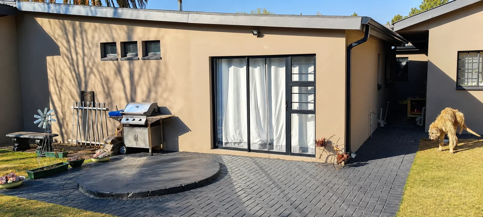 Adriaan's place