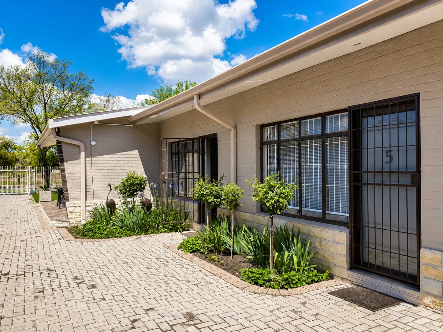 Kihara Guest House