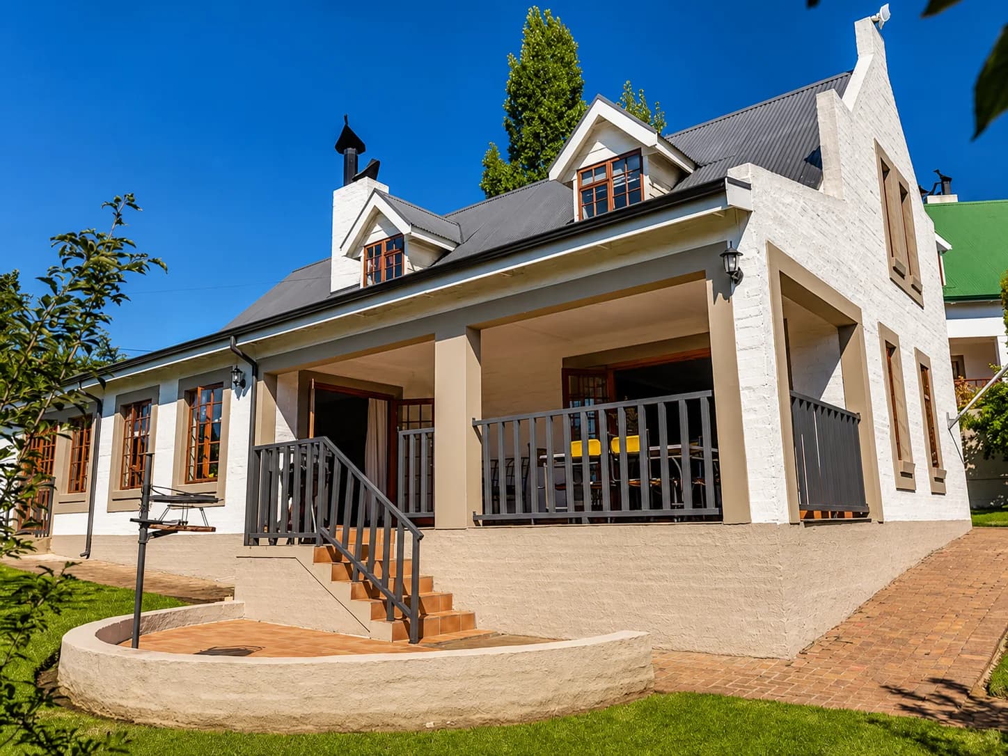 Serenity Lodge