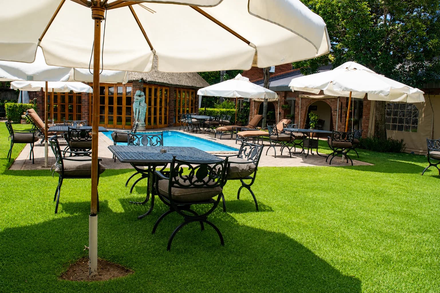 Au Jardin Guest House