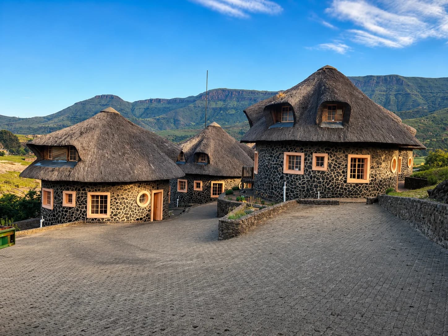 Liphofung cave, chalets