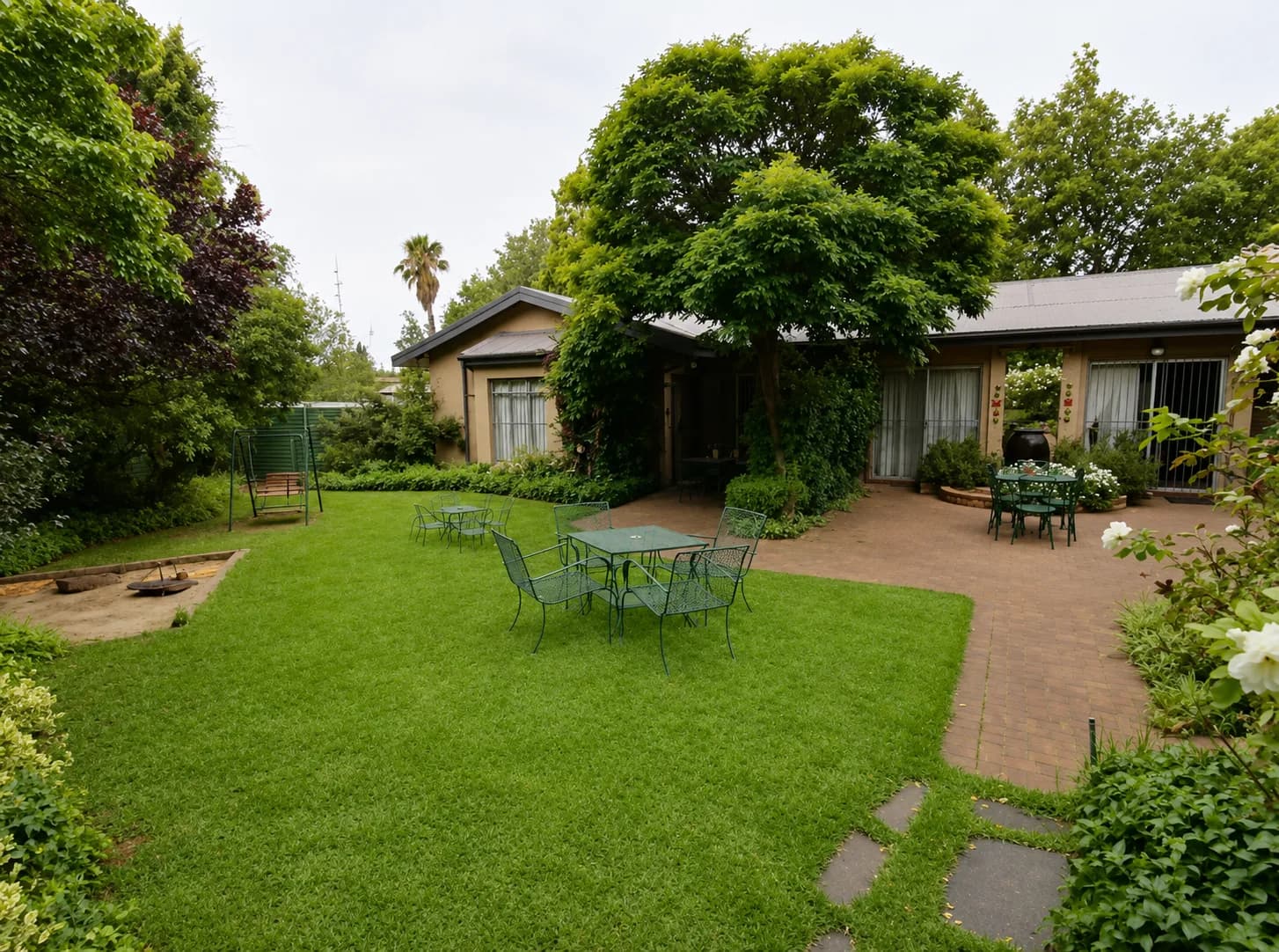 Dias Guest House