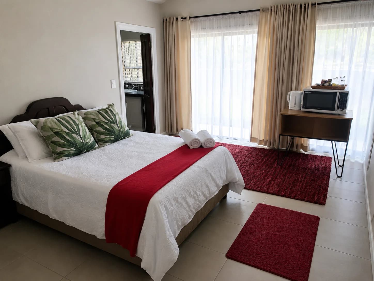 Feathers B&B