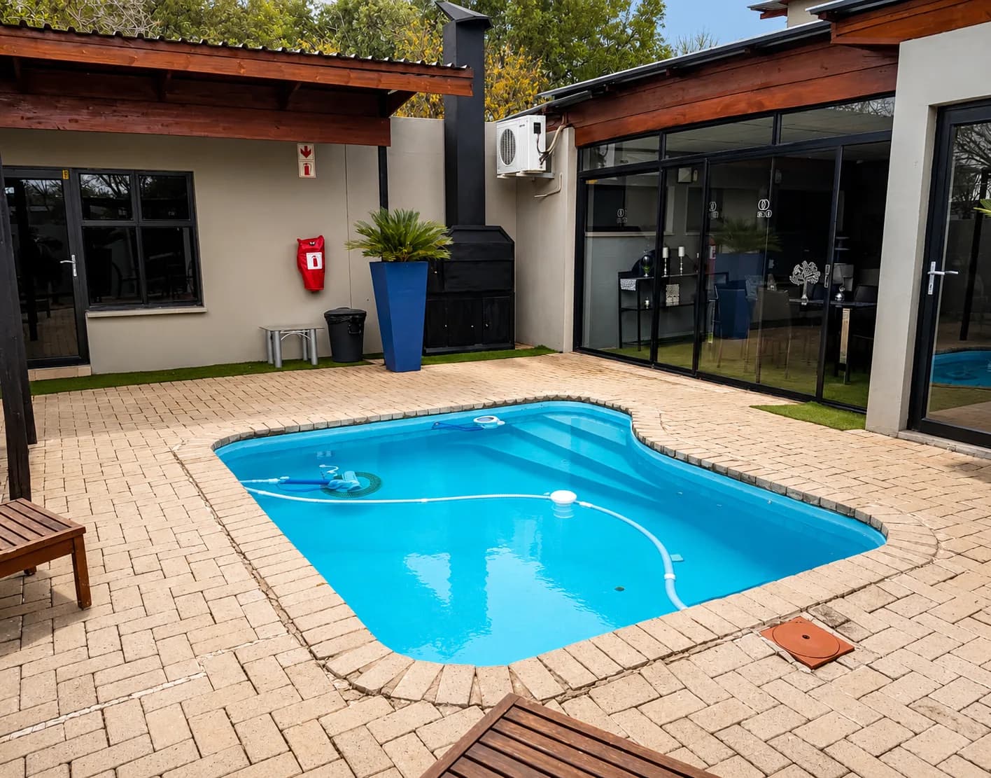A Contempo Guesthouse